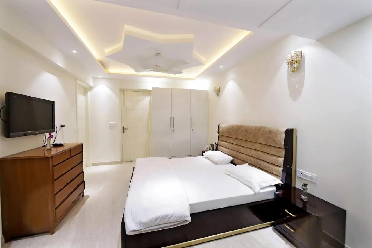 Capt Vishal Khanna'S Anchorage New Delhi Bed & Breakfast